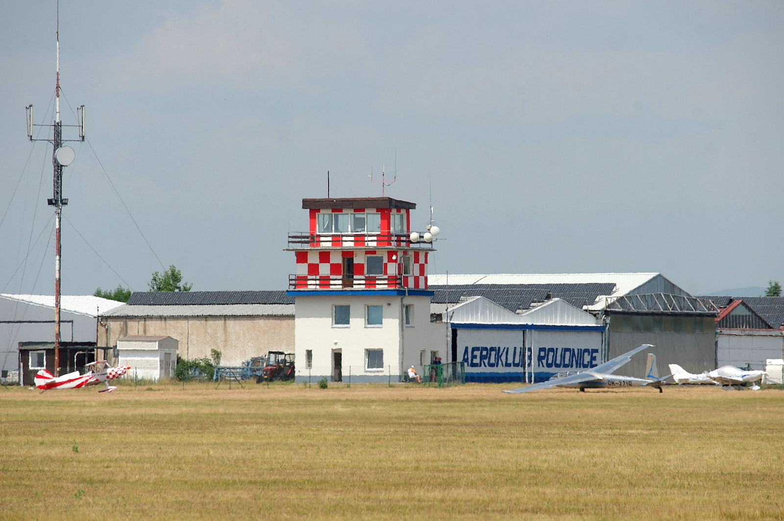 Letiště_Roudnice,_Žižkova_3389,_Roudnice_nad_Labem,_okr._Litoměřice,_Ústecký_kraj_01