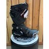 12334 5 boty forma ice pro black