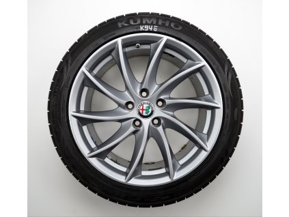 Alfa Romeo Giulia 18" Originální letní sada