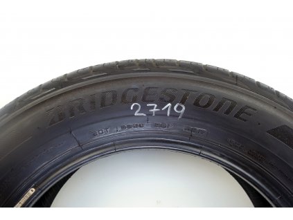 Letní Bridgestone 205/60R16 - 4ks  - vzorek cca 6,8 mm