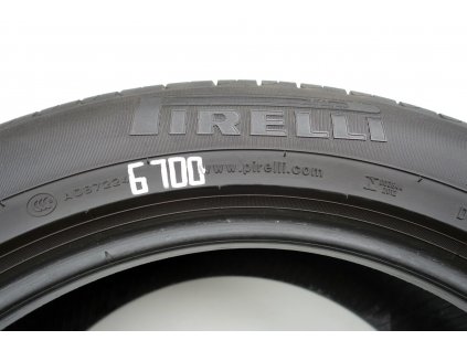 Letní Pirelli 255/50R19 - 2ks  - vzorek cca 5,6 mm