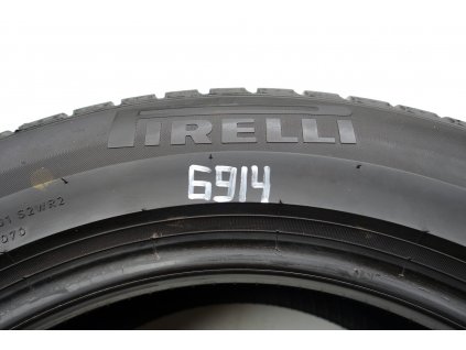 Zimní Pirelli 225/55R17 - 2ks  - vzorek cca 6,9 mm