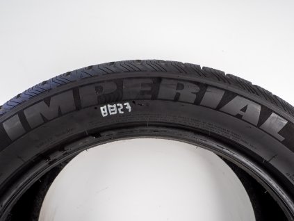 Zimní Imperial 255/50R20 - 2ks  - vzorek cca 5,7 mm