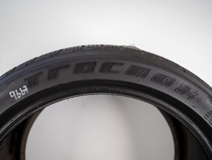 Zimní Tracmax 245/40R19 - 4ks  - vzorek cca 6,9 mm