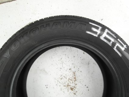 Letní Yokohama 225/60R17 - 4ks - vzorek cca 5,6 mm