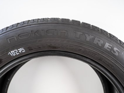 Zimní Nokian 235/55R19 - 2ks  - vzorek cca 5,3 mm
