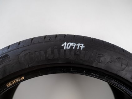 Letní Continental 235/40R18 - 2ks  - vzorek cca 5,6 mm