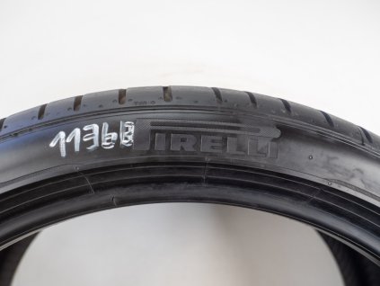 Letní Pirelli 235/35R19 - 4ks  - vzorek cca 6,5 mm