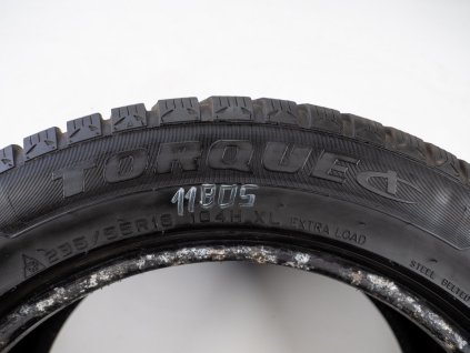Zimní Torque 235/55R18 - 4ks  - vzorek cca 7,5 mm