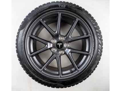 Tesla Model 3 18" Originální zimní sada