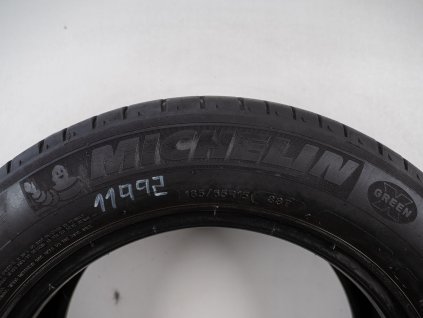 Letní Michelin 185/65R15 - 4ks  - vzorek cca 5,4 mm