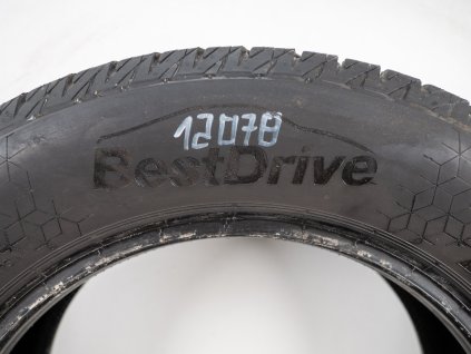 Zimní Bestdrive 185/65R15 - 2ks  - vzorek cca 5,5 mm
