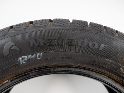 Zimní Matador 205/55R16 - 2ks  - vzorek cca 8,7 mm
