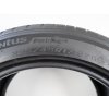 Letní Hankook 235/45R17 - 2ks  - vzorek cca 5,2 mm