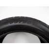 Zimní Pirelli 235/50R19 - 2ks  - vzorek cca 5,7 mm