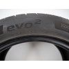 Letní Hankook 235/45R17 - 4ks  - vzorek cca 5,7 mm