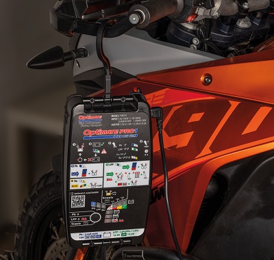 Jakou nabíječku na motorku?