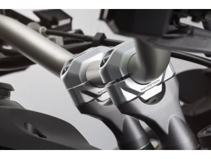 SW MOTECH ZVÝŠENIE (20 MM) RIADIDIEL 22 MM