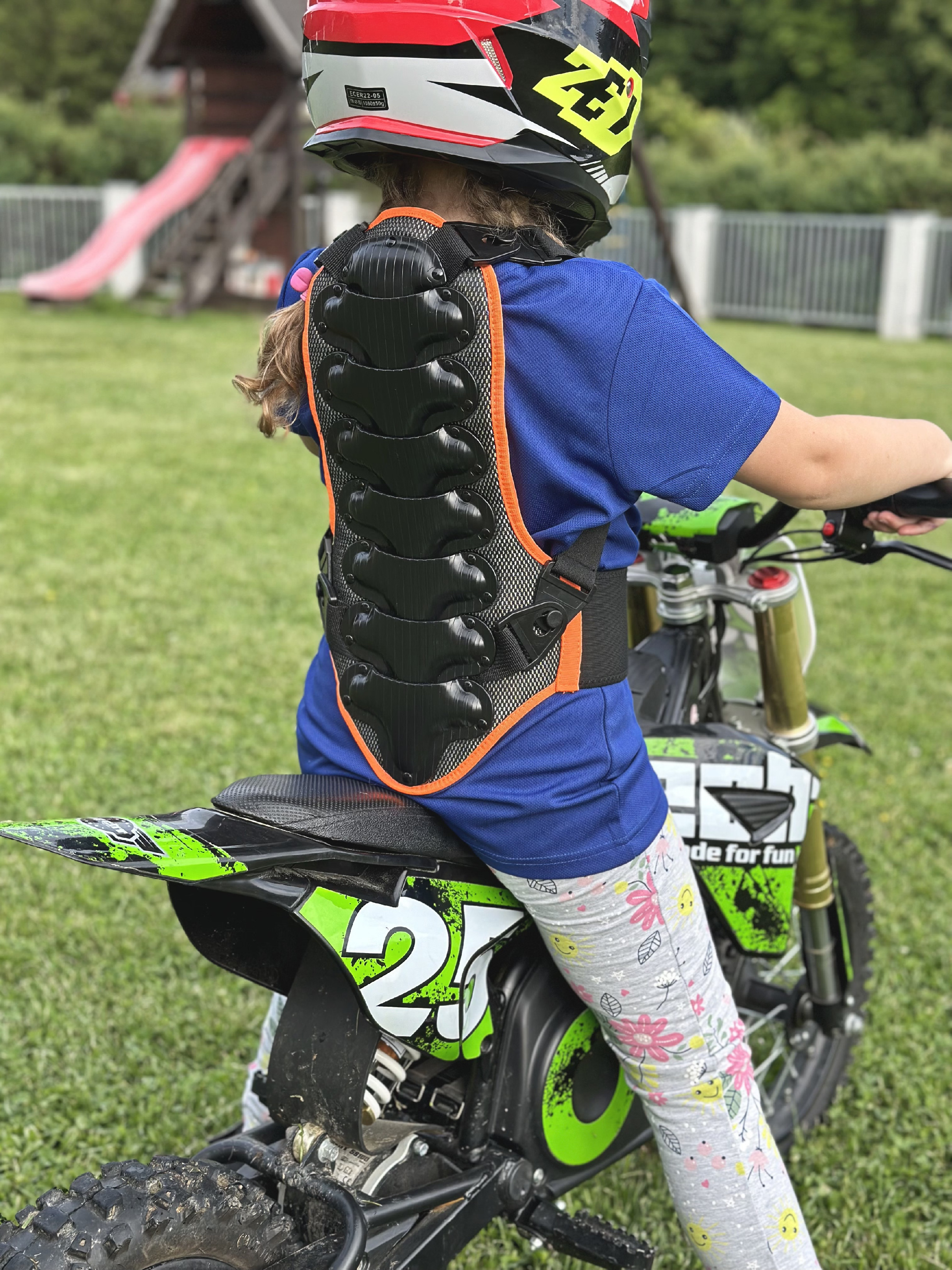 TXR Detský chránič chrbtice Venom L