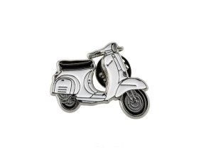 Pin s motivem Vespa V50