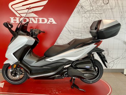 Honda Forza 350 Smart top box