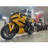 Suzuki GSX-8R