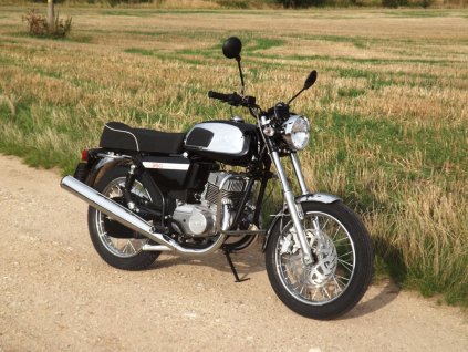 JAWA 350/640 - RETRO 634, černá