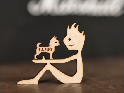 Dřevěné figurky malý pes a muž cut