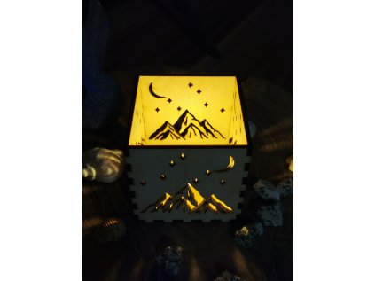 Dřevěná krabička na svíčku hory (2)