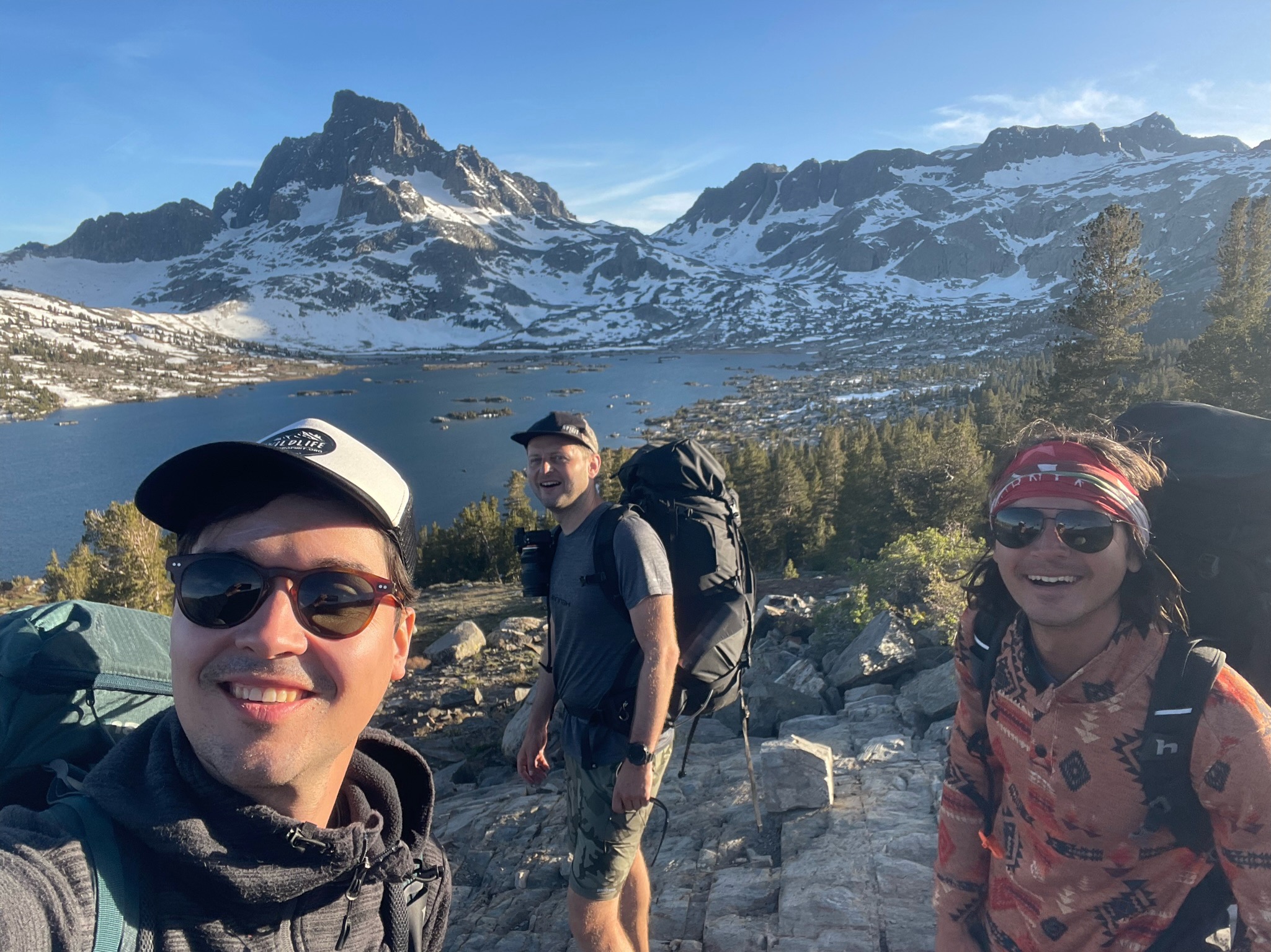 Vybavení nejen pod vánoční stromeček - tipy od MOUNTSTERS HIKING CREW