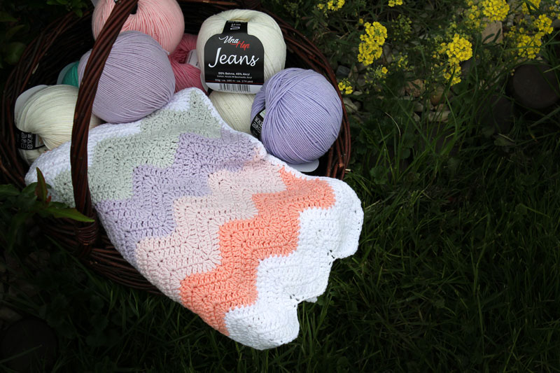 Háčkovaná deka z příze Jeans