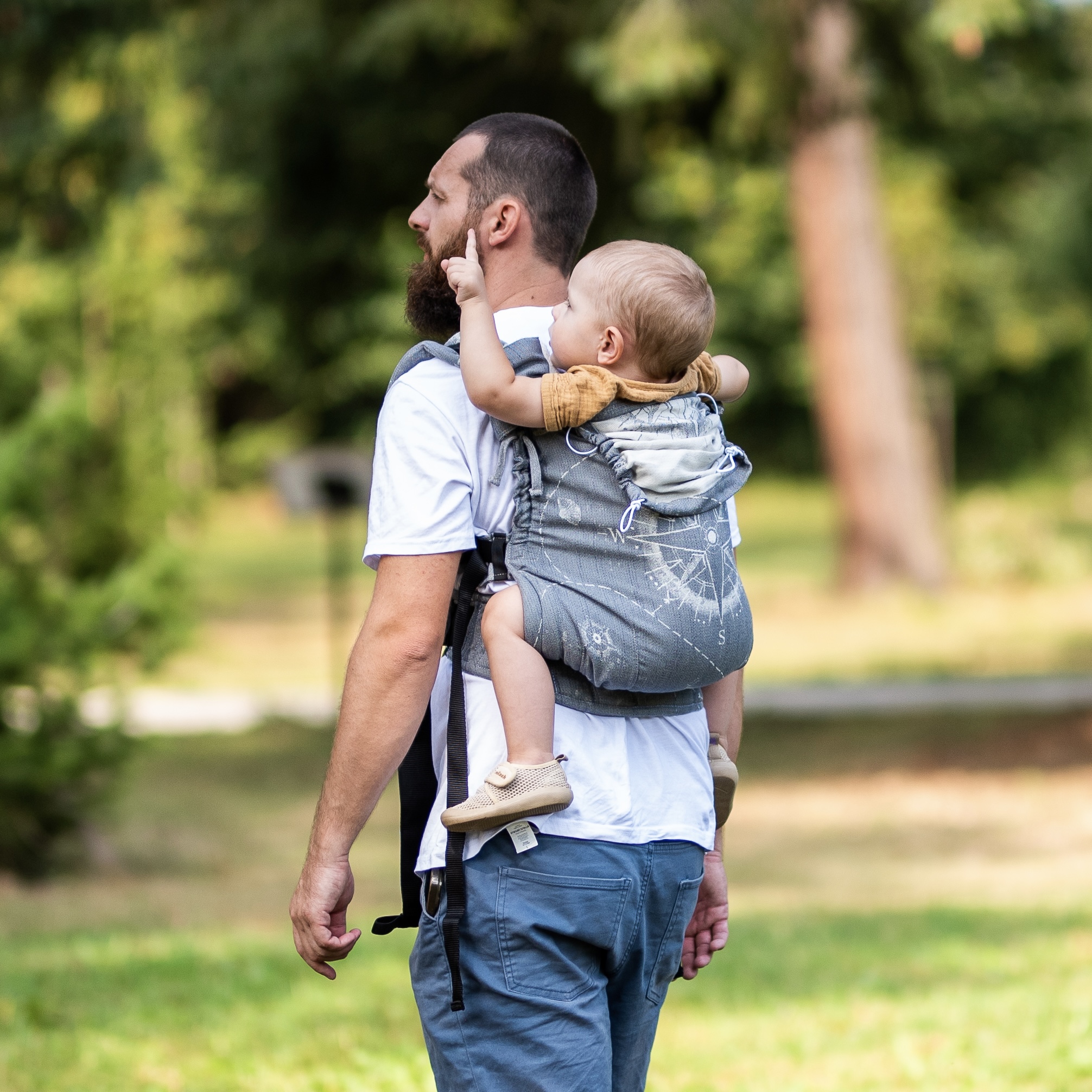 Rastúci nosič moyo - veľkosti od narodenia až do 3 rokov