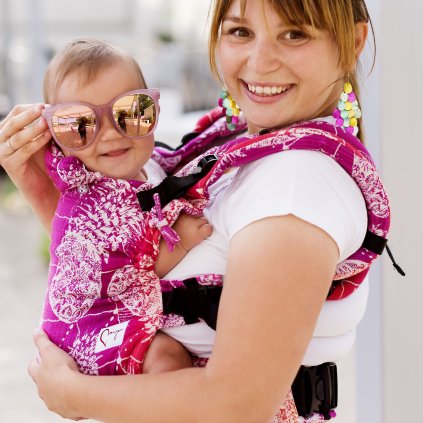 ergonomické nosítko MOYO ušito z vlastního šátku