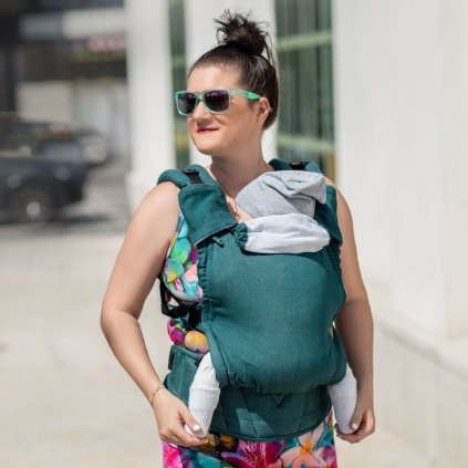 Nosič Moyo UNI Only Emerald – ergonomický nosič od narodenia pre pohodlné nosenie bábätka.