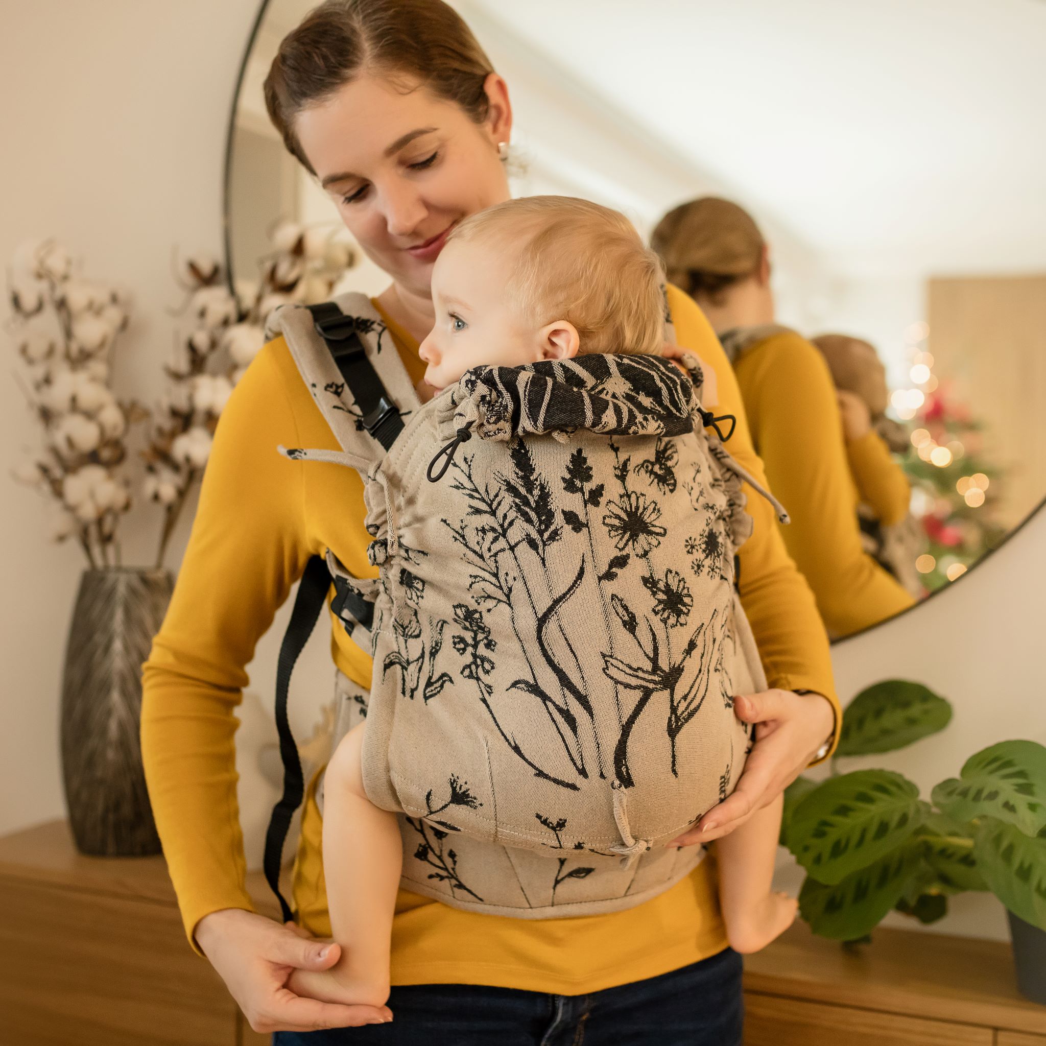 Moyo – Poľana Paisley | Ergonomický nosič Verzia nosiča: Classa, Veľkosť: Tiny size