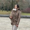 Nosiaca bunda MOYO Beige – nepremokavá softshellová bunda na nosenie dieťaťa