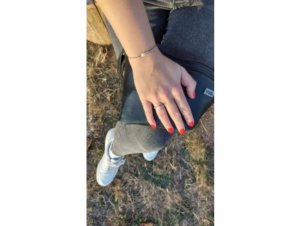 ŠŇŮRKOVÝ NÁRAMEK S PERLOU