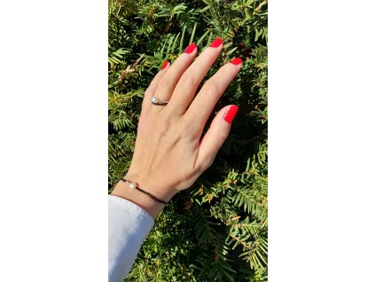 Náramek ze spinelu s perlou