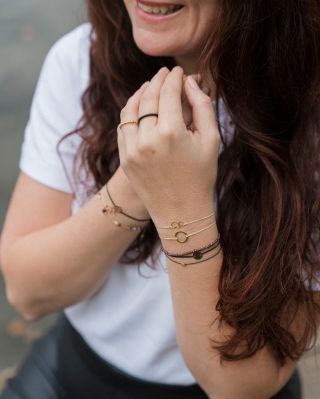 🎄 Ještě hledáš vánoční dárek? Tenhle moment klidu a radosti můžeš zabalit pod stromeček ✨ ✨ Šperky z minerálů, pravých...