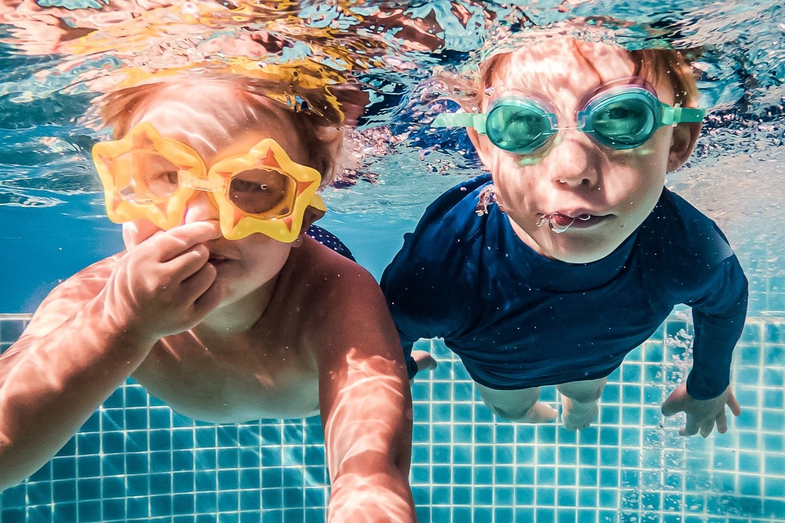 Proč shánět mozaiku na jarní rekonstrukci bazénu už v zimě