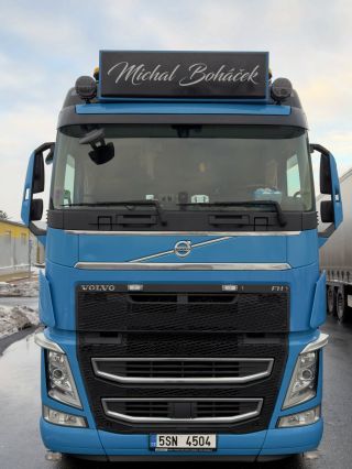 Před a Po !!! Nová světelná reklama pro firmu Janočko Transport. Vypadá to moc hezky. :)