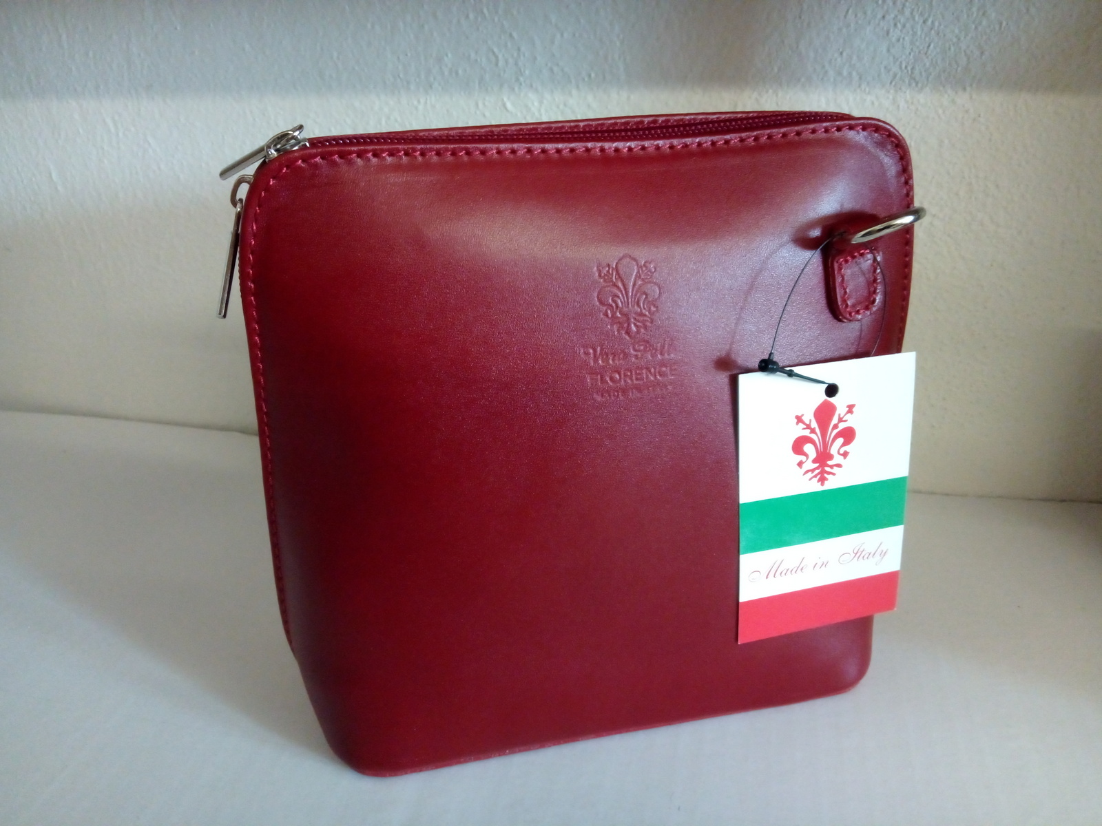 kabelka crossbody Vera Pelle Sima barva: bordo