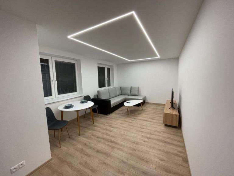 I1 – LED pásy v interiéri a exteriéri