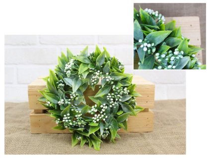 wianek ozdobny z bialymi kule 76883