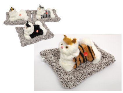 figurka maskotka lezacy kote 106934