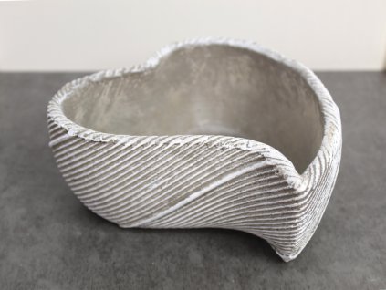 oslonka betonowa serce w pas 110530