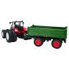 Červený RC traktor se zeleným přívěsem