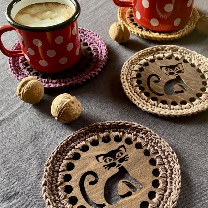 Háčkované podšálky s kočičkami