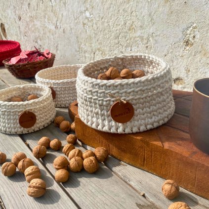 6B5DAB6D 6B2C 4701 86FB 206C7D407890