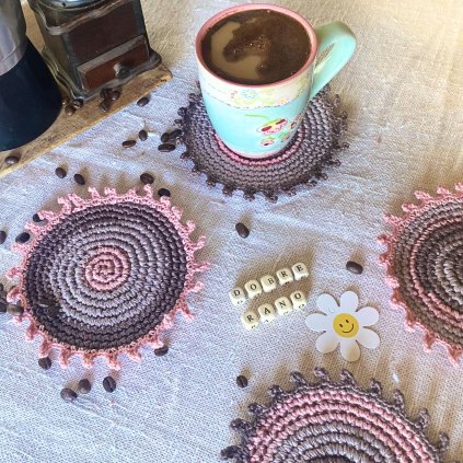 colorful pink coaster (2500 x 2500 px) 13